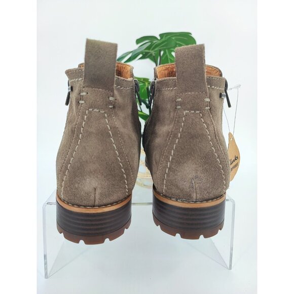 Clarks Women's Dark Taupe Suede Aspra Walk Waterproof Booties Size 9.5W US - Picture 3 of 9
